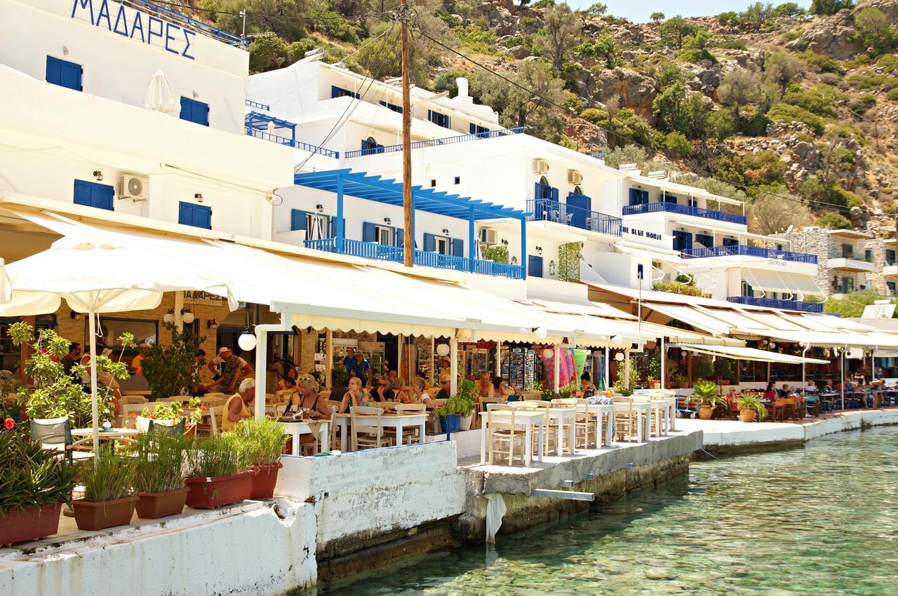 Madares Hotel Loutro Bagian luar foto